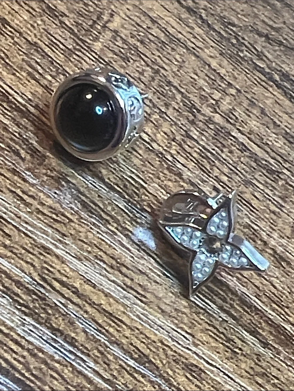Silver Black/ Silver Pearl Posts Stud Earrings